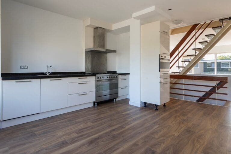 Tussenwoning te koop: Socratesstraat 62, Apeldoorn
